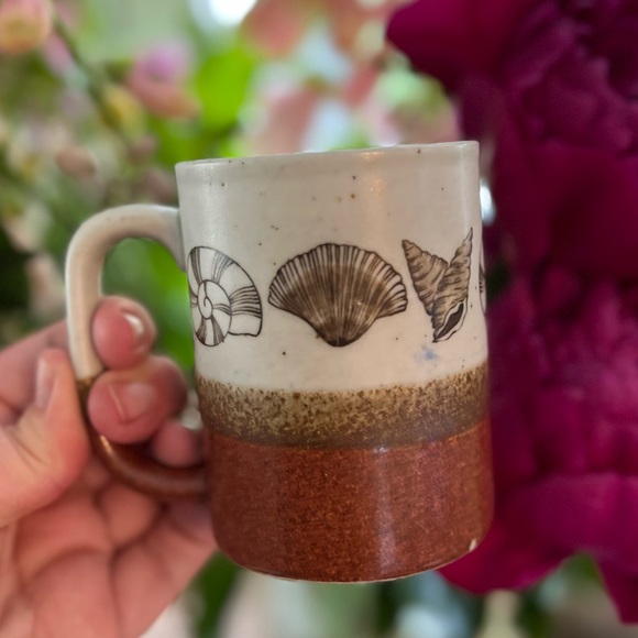 vintage shell mug - Picture 1 of 4